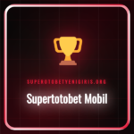 Bir akıllı telefon ekranında Supertotobet Mobil arayüzü ve bahis seçenekleri.